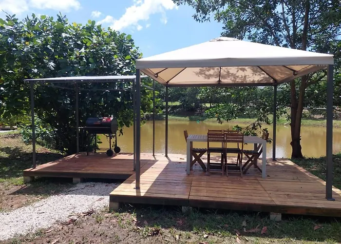 Canopy Villa Sireh Park